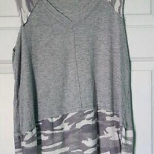 BKE Heather Gray Camouflage Tank Top